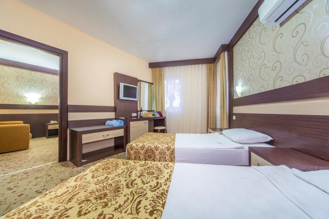 LONICERA WORLD HOTEL - Pokoje - FAMILY ROOM