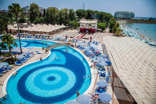 LONICERA WORLD HOTEL - Bazény - Venkovní bazén