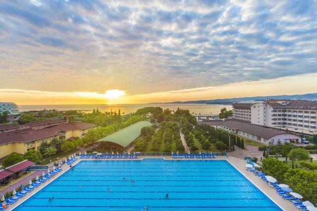 LONICERA WORLD HOTEL - Bazény - Venkovní bazén