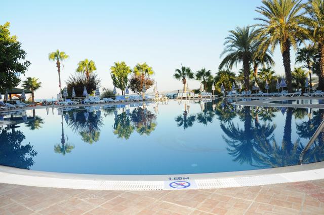 LONICERA WORLD HOTEL - Bazény - Venkovní bazén