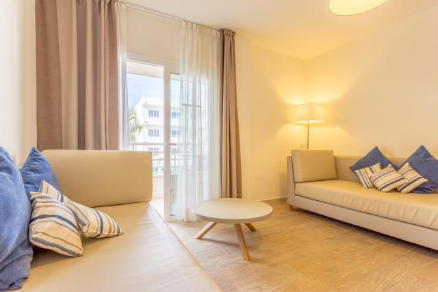 FERRER JANEIRO HOTEL & SPA - Pokoje - APARTMENT  (BALCONY OR TE