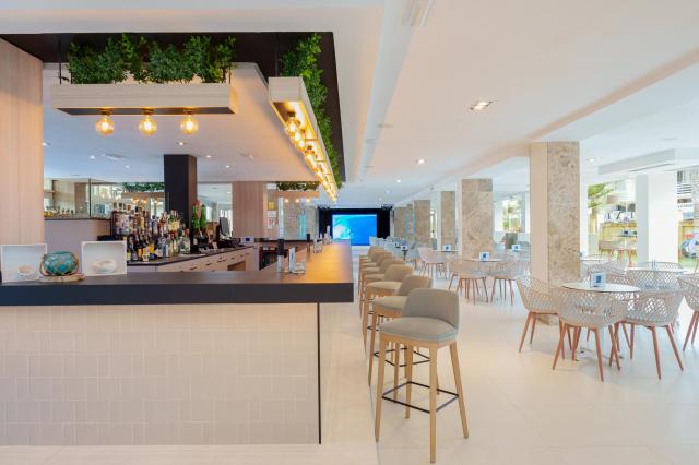 FERRER JANEIRO HOTEL & SPA - Bary - Pool Bar