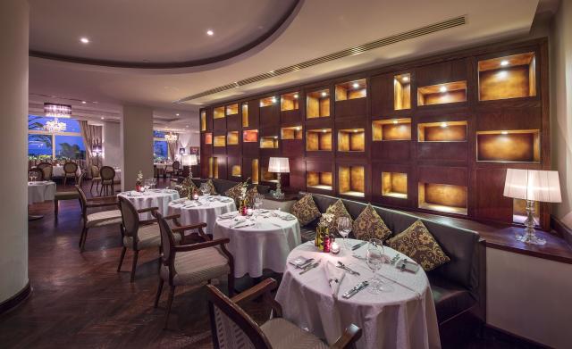 BARON PALACE RESORT SAHL HASHEESH - Restaurace - Bella Vista It