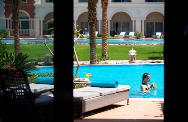 BARON PALACE RESORT SAHL HASHEESH - Pokoje - Presidential Swim-