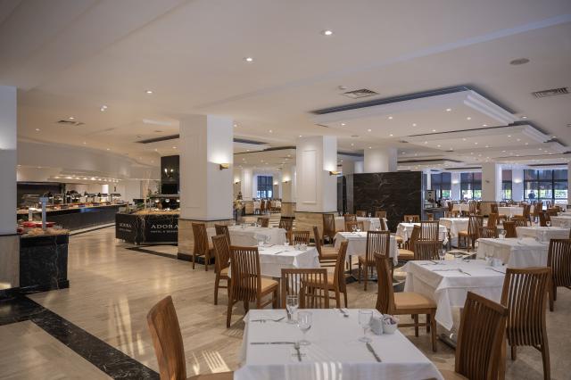 ADORA HOTEL & RESORT - Restaurace - THE COUSINE
