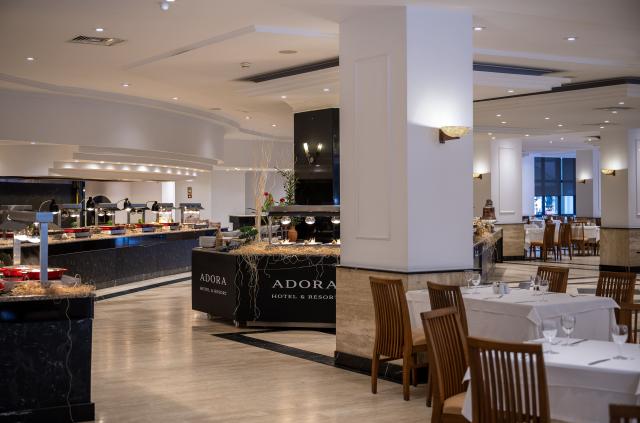 ADORA HOTEL & RESORT - Restaurace - THE COUSINE