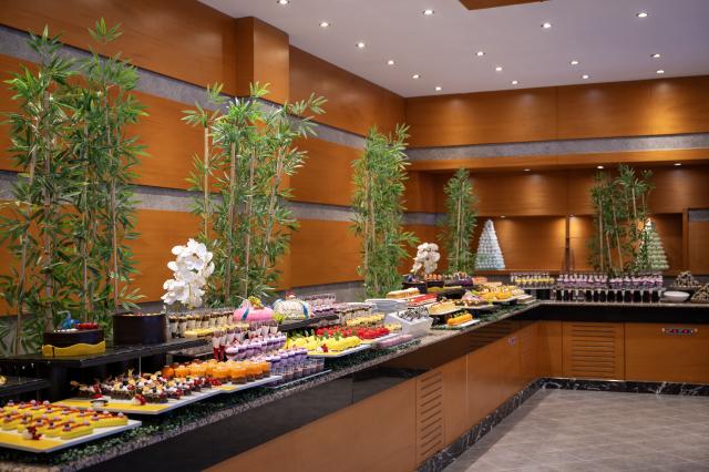 ADORA HOTEL & RESORT - Restaurace - THE COUSINE