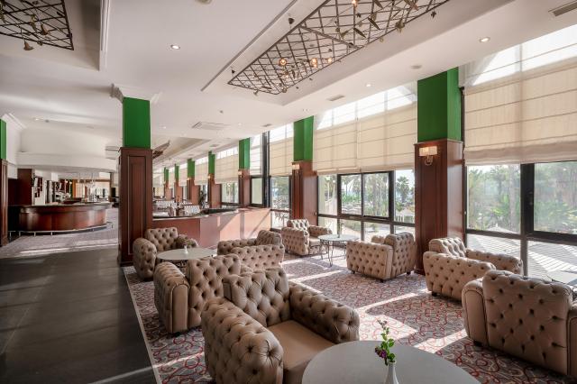 ADORA HOTEL & RESORT - Bary - FOX BAR