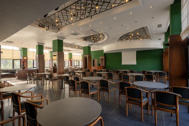 ADORA HOTEL & RESORT - Bary - FOX BAR