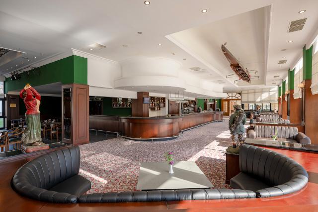 ADORA HOTEL & RESORT - Bary - FOX BAR