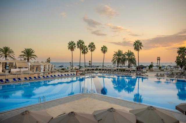 ADORA HOTEL & RESORT - Bazény - Venkovní bazén
