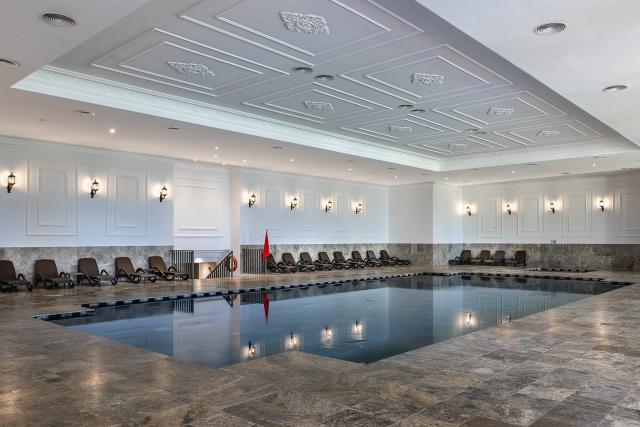 ADORA HOTEL & RESORT - Bazény - Vnitřní bazén