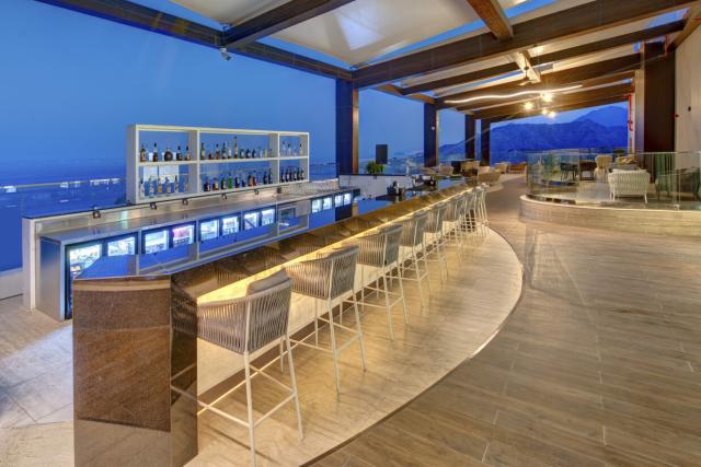ROYAL M AL AQAH BEACH RESORT BY GEWAN - Restaurace - Ozone