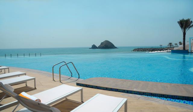 ROYAL M AL AQAH BEACH RESORT BY GEWAN - Bazény - Venkovní bazén
