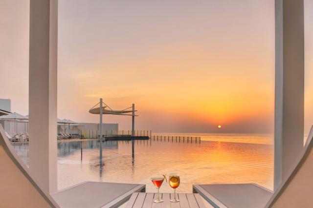 ROYAL M AL AQAH BEACH RESORT BY GEWAN - Bazény - Venkovní bazén
