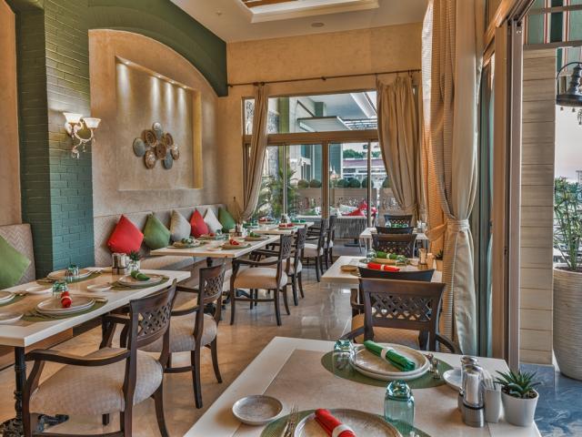 GURAL PREMIER TEKIROVA - Restaurace - Gusto Restaurant