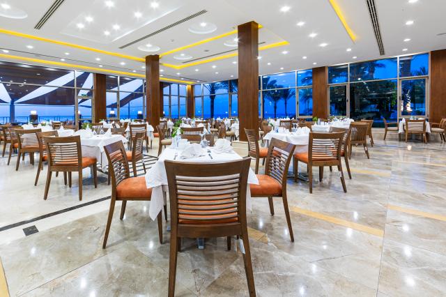SERENITY ALPHA BEACH (ex. SERENITY MAKADI BEACH) - Restaurace -