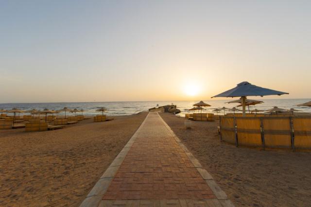 SERENITY ALPHA BEACH (ex. SERENITY MAKADI BEACH) - Pláž - Pláž
