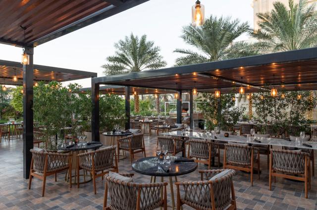 LE MERIDIEN MINA SEYAHI BEACH RESORT & WATERPARK - Restaurace -