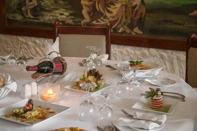 SINDBAD CLUB - Restaurace - Pronto