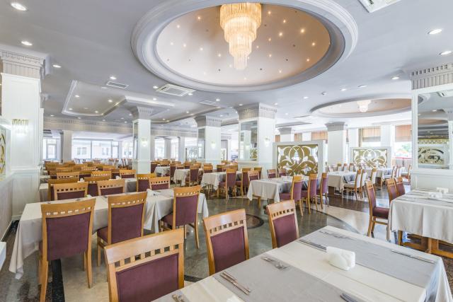 TERRACE BEACH RESORT HOTEL - Restaurace - RIVIERA restaurant