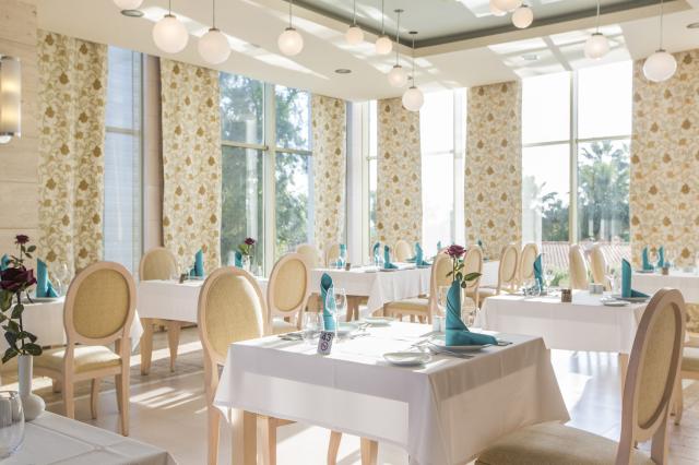 TERRACE BEACH RESORT HOTEL - Restaurace - TURKUAZ restaurant