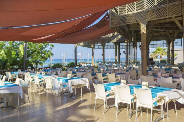TERRACE BEACH RESORT HOTEL - Bary - SIESTA POOL BAR