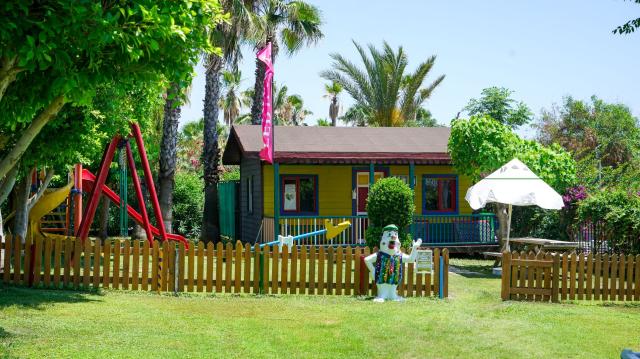 TERRACE BEACH RESORT HOTEL - Miniklub - Miniklub