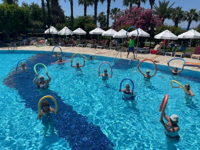 TERRACE BEACH RESORT HOTEL - Animace - Animace