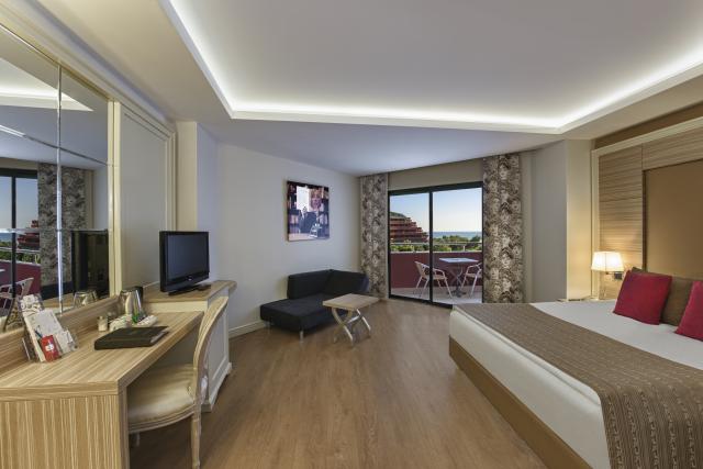 DELPHIN DELUXE RESORT - Pokoje - Family Room