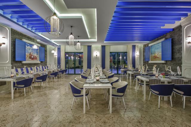 DELPHIN DELUXE RESORT - Restaurace - FISH