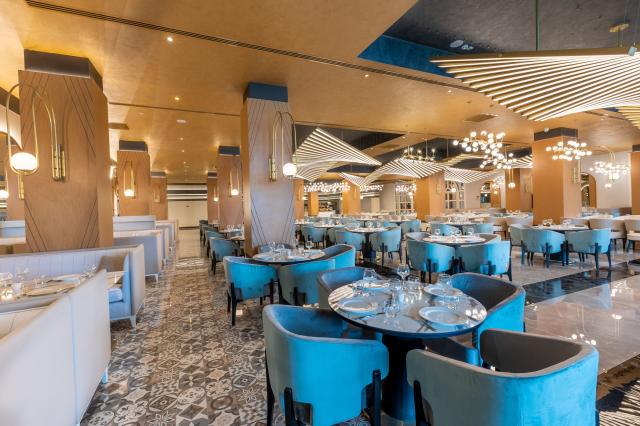 SERENITY QUEEN HOTEL - Restaurace - majesty main restaurant 