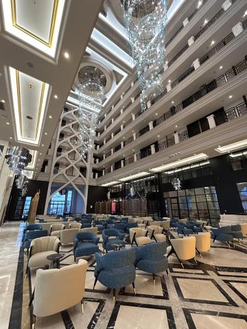 SERENITY QUEEN HOTEL - Bary - Queen lobby Bar