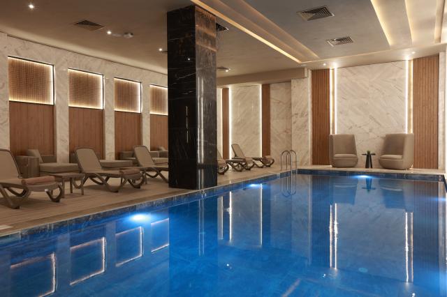 SERENITY QUEEN HOTEL - Bazény - Vnitřní bazén