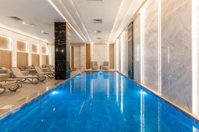 SERENITY QUEEN HOTEL - Bazény - Vnitřní bazén