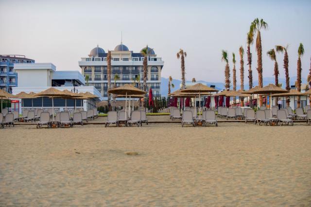 SERENITY QUEEN HOTEL - Pláž - Pláž