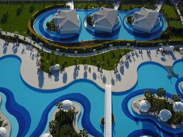 SUENO HOTELS DELUXE BELEK - Bazény - Hlavní budova