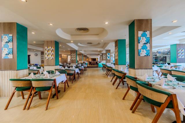 SEAGULL BEACH RESORT & CLUB - Restaurace - Cleopatra Restaurant