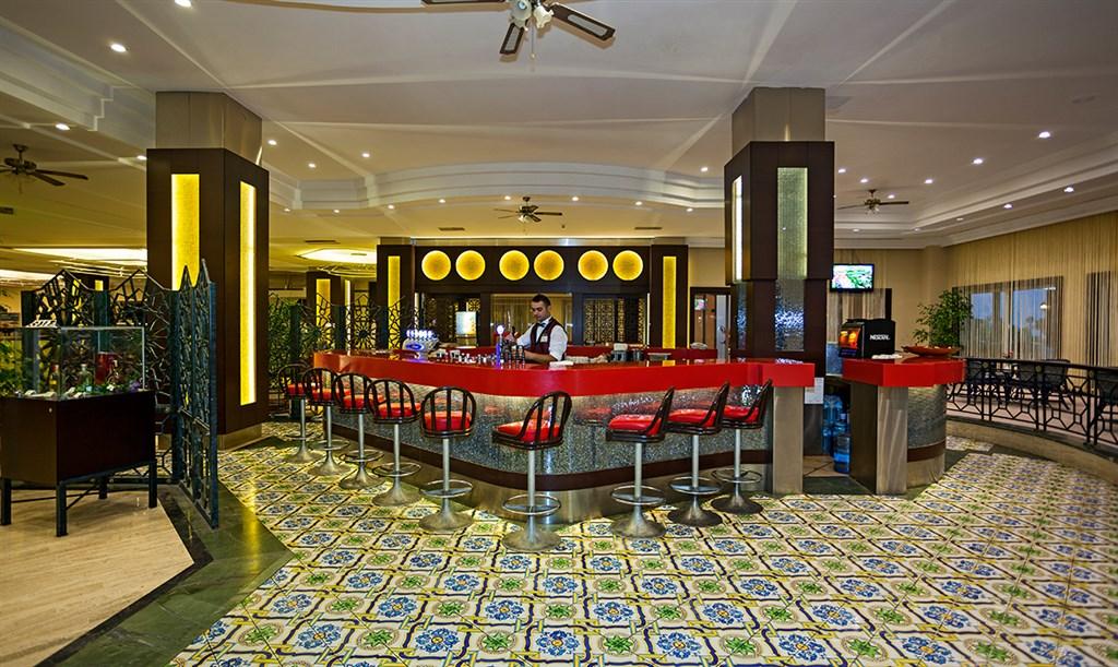 BELCONTI RESORT HOTEL - Bary - LOBBY BAR