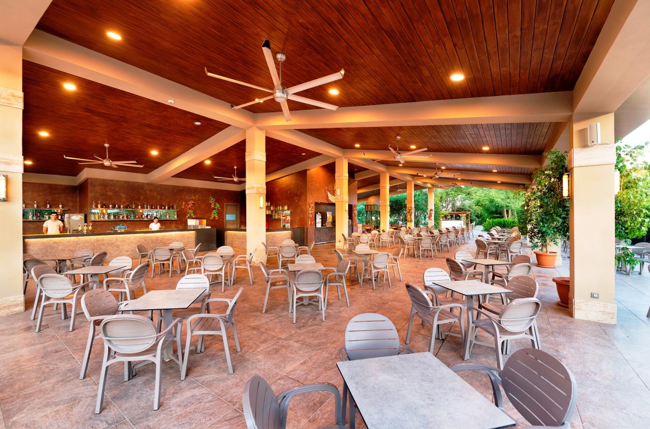 BELCONTI RESORT HOTEL - Bary - LAGUNA POOL BAR