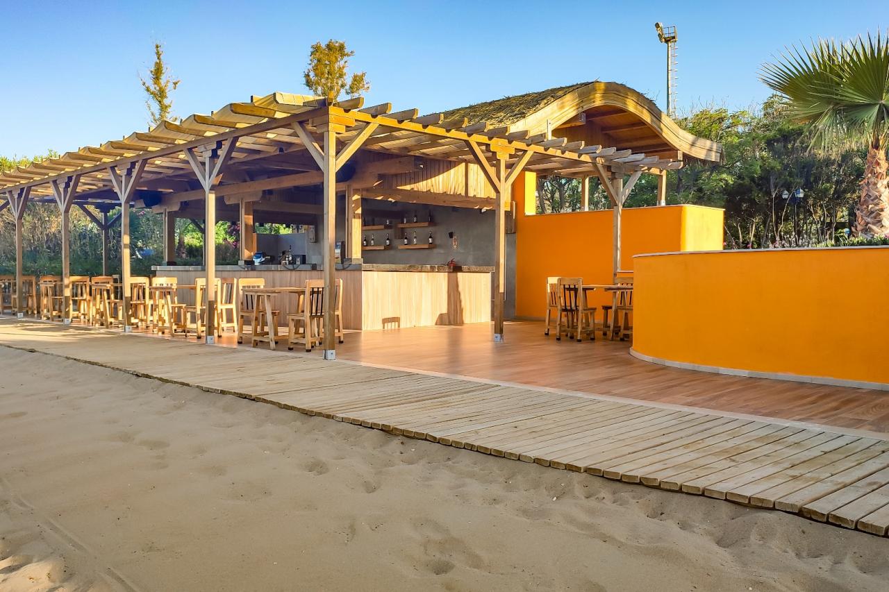 BELCONTI RESORT HOTEL - Bary - BAR ON THE BEACH