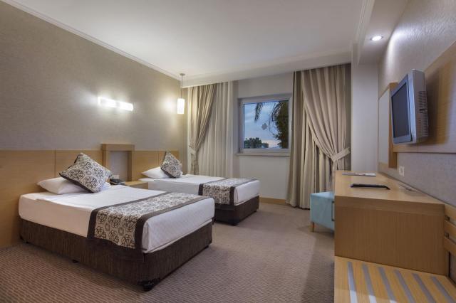 SAPHIR RESORT & SPA - Pokoje - SUITE ROOM