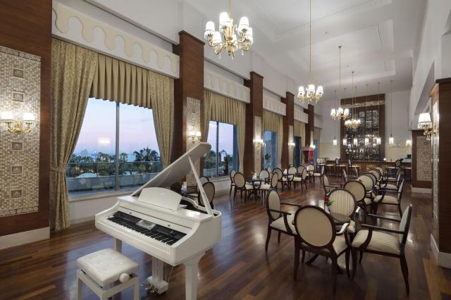 SAPHIR RESORT & SPA - Bary - LOBBY BAR
