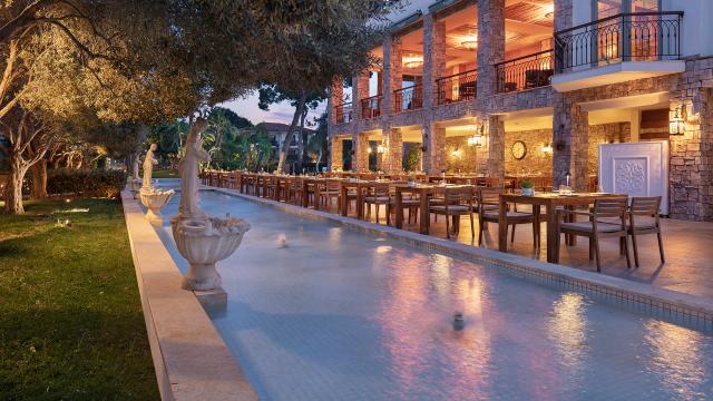 ELA EXCELLENCE RESORT BELEK - Restaurace - LA PERLA