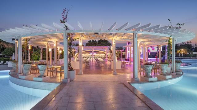 ELA EXCELLENCE RESORT BELEK - Bary - Pool Bar