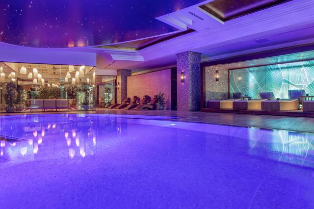 ELA EXCELLENCE RESORT BELEK - Bazény - Vnitřní bazén