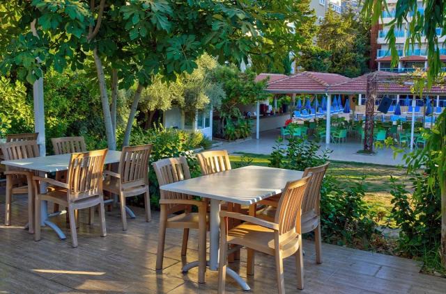 BLUE FISH HOTEL - Restaurace - RESTAURANT