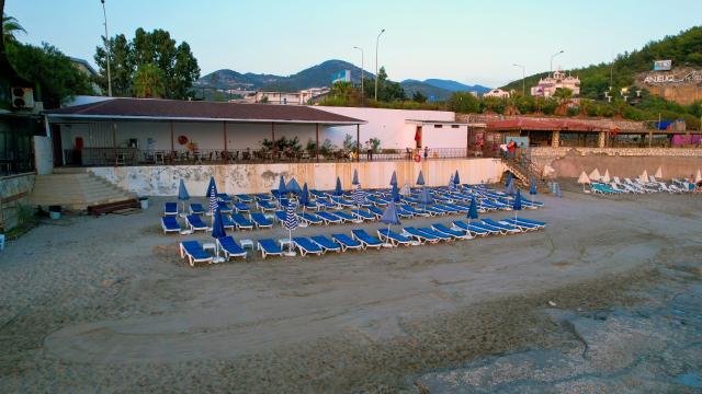 BLUE FISH HOTEL - Pláž - Pláž