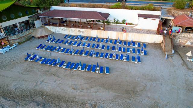 BLUE FISH HOTEL - Pláž - Pláž