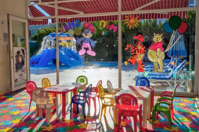 BLUE FISH HOTEL - Miniklub - Miniklub